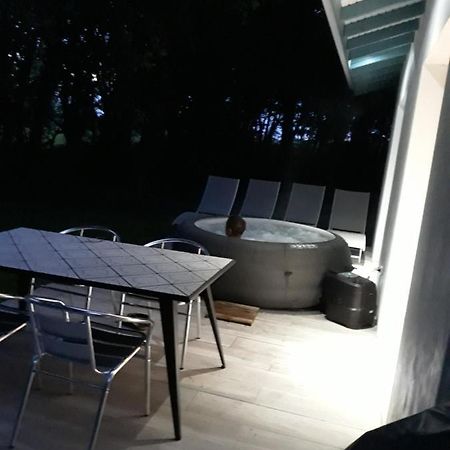 Chambre D Hotes Du Pin Avec Spa Privatif Pey ภายนอก รูปภาพ